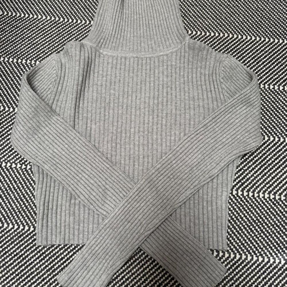 Love-tree Women's Grey Jumper